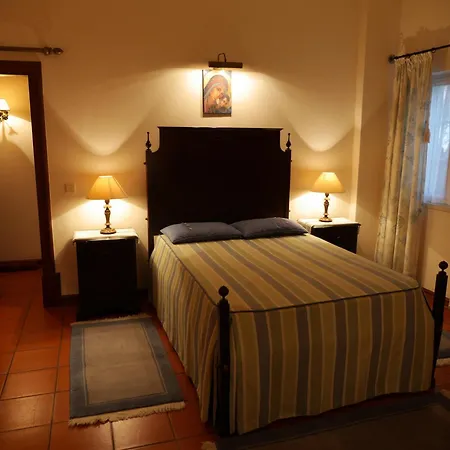Casa Dos Arrabidos Guest House Torres Novas Room photo
